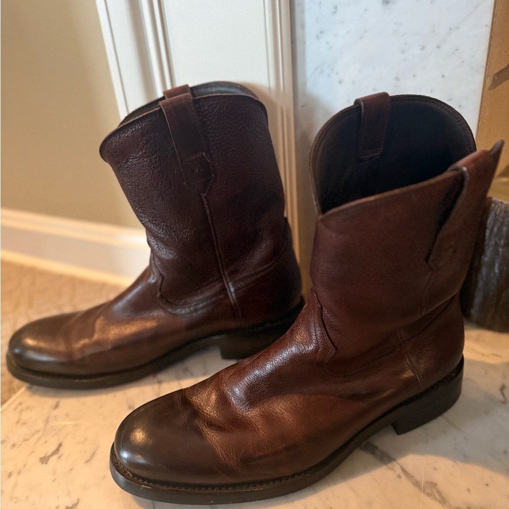 Wolverine Men’s Leather Brown Pull on boots Size 11.5 Rarely worn